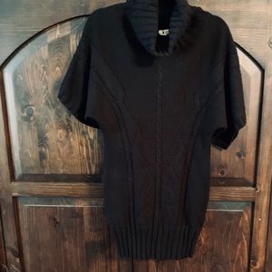 Heavy black cow neck sweater/ tunic❤️